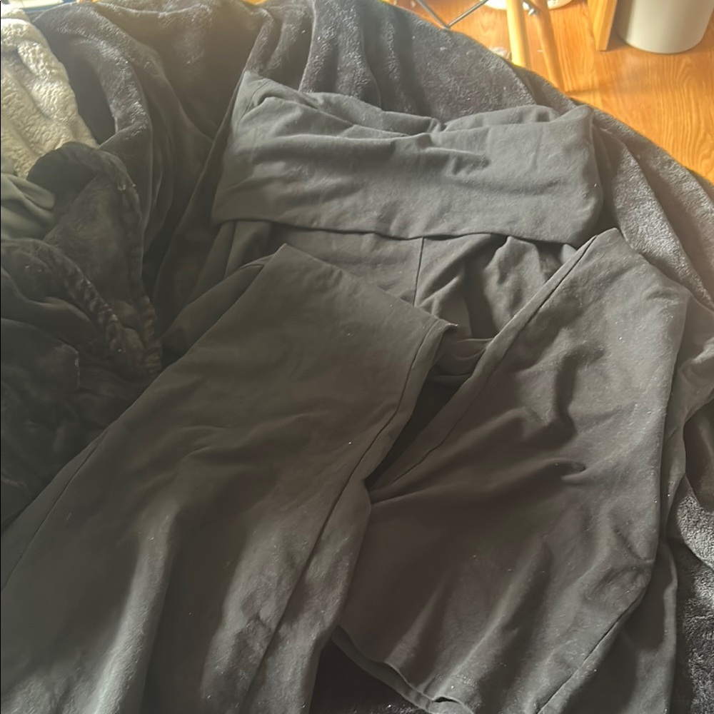 Aerie Black Cozy Top